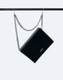 牛革のボディに存在感のある真鍮チェーンを組み合わせたRectangle Bag