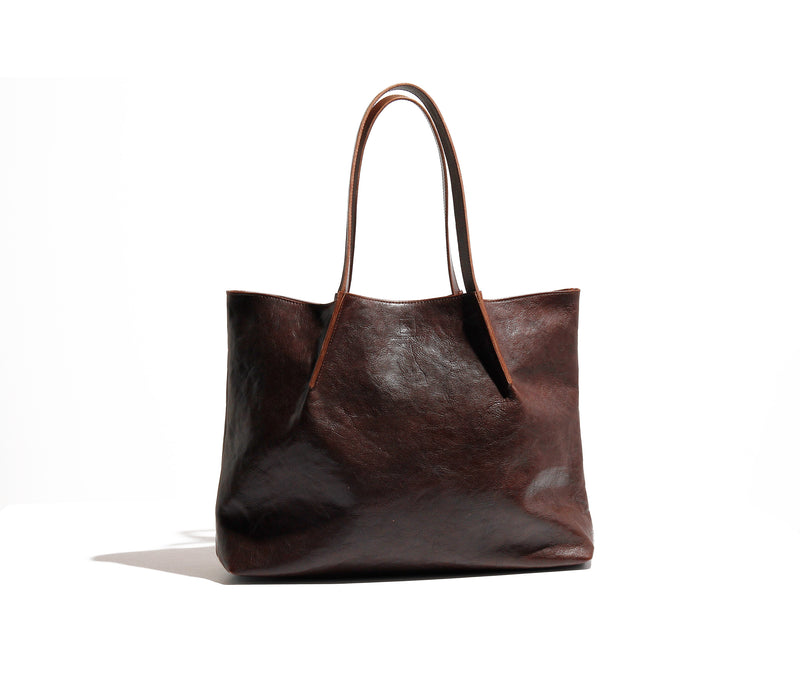 I Make Bags to Share the Joy of Working with Leather