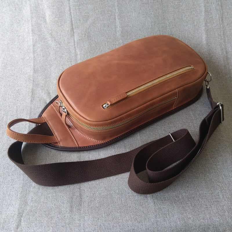Not to dress up, but to use. Manufacturing at Aiboh leatherworks